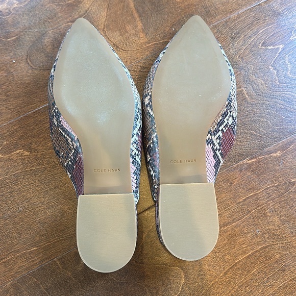 Cole Hann Women Shoes - Picture 4 of 4